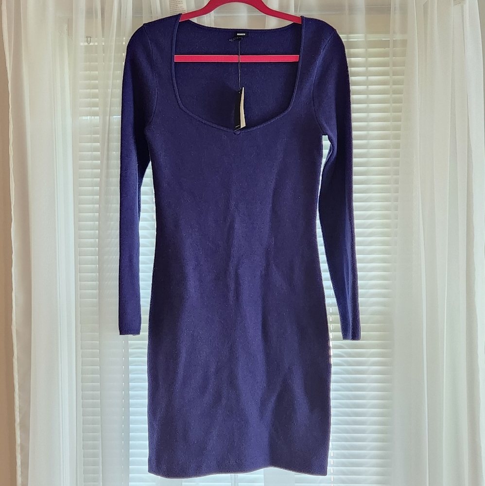 NWT Monrow Long Sleeves Sweater Dress in Navy